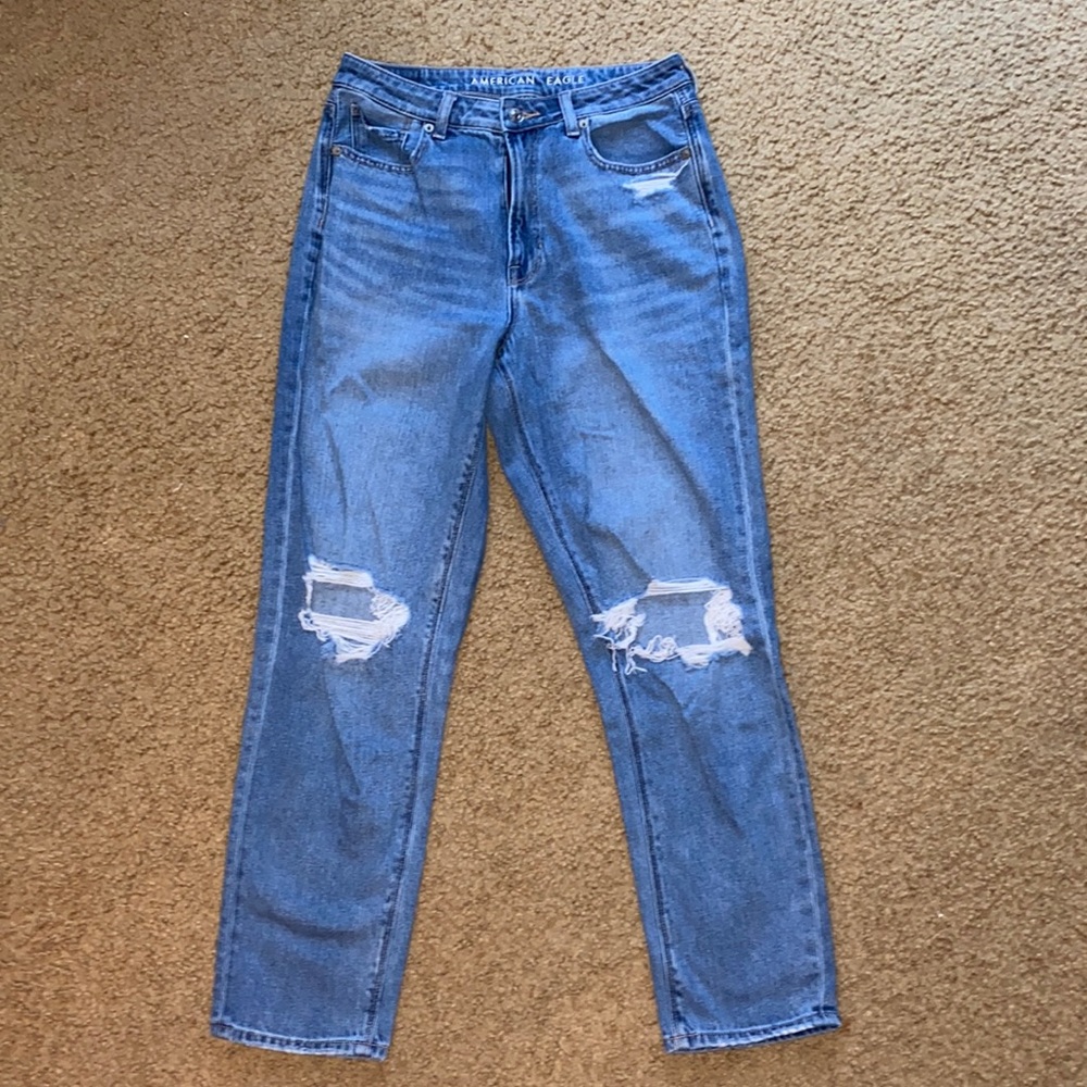 American Eagle medium wash jeans